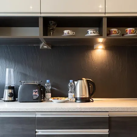 Kochanowskiego Centre By Bookinghost *