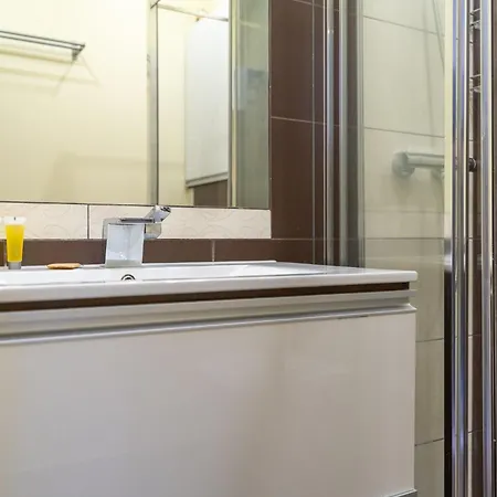 Kochanowskiego Centre By Bookinghost Lejlighed