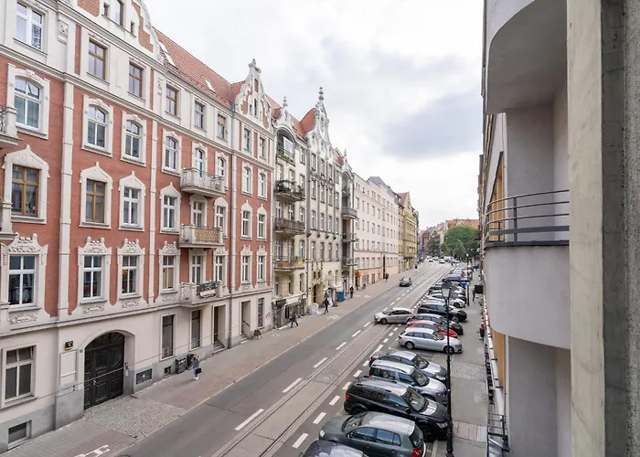 Kochanowskiego Centre By Bookinghost קטוביץ